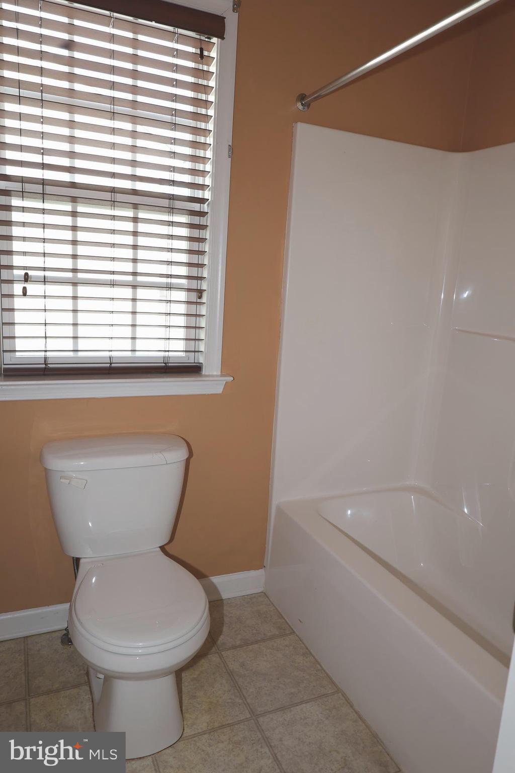 1224 N FAIRFAX BOULEVARD