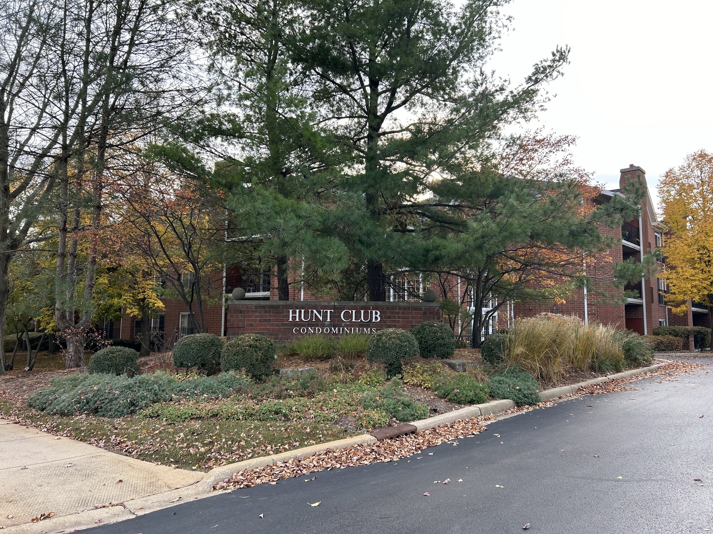 35 Hunt Club Drive Unit: 65