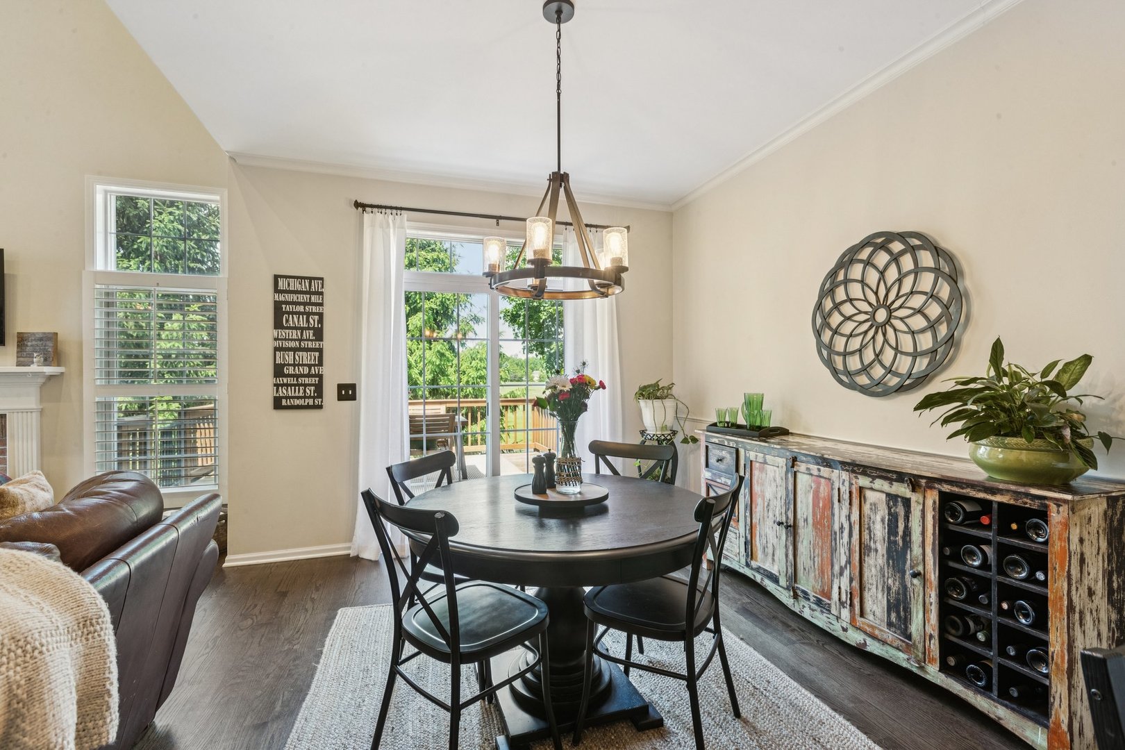 1714 Waverly Circle