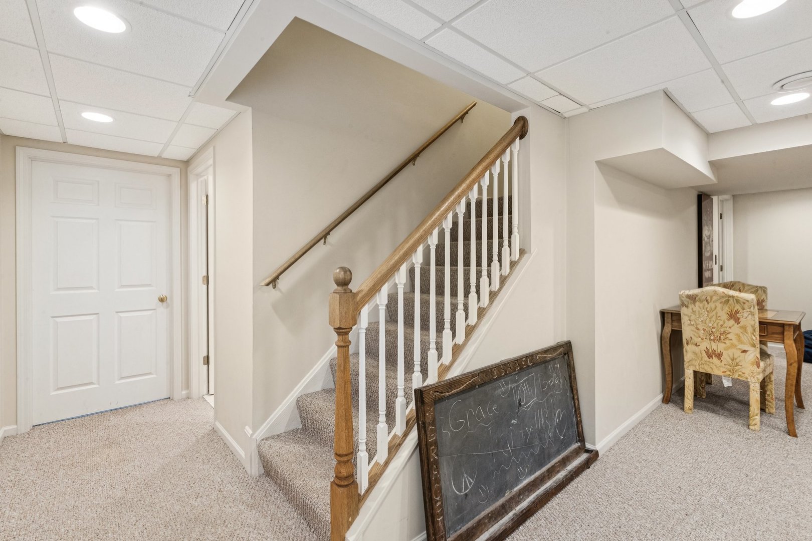 1714 Waverly Circle