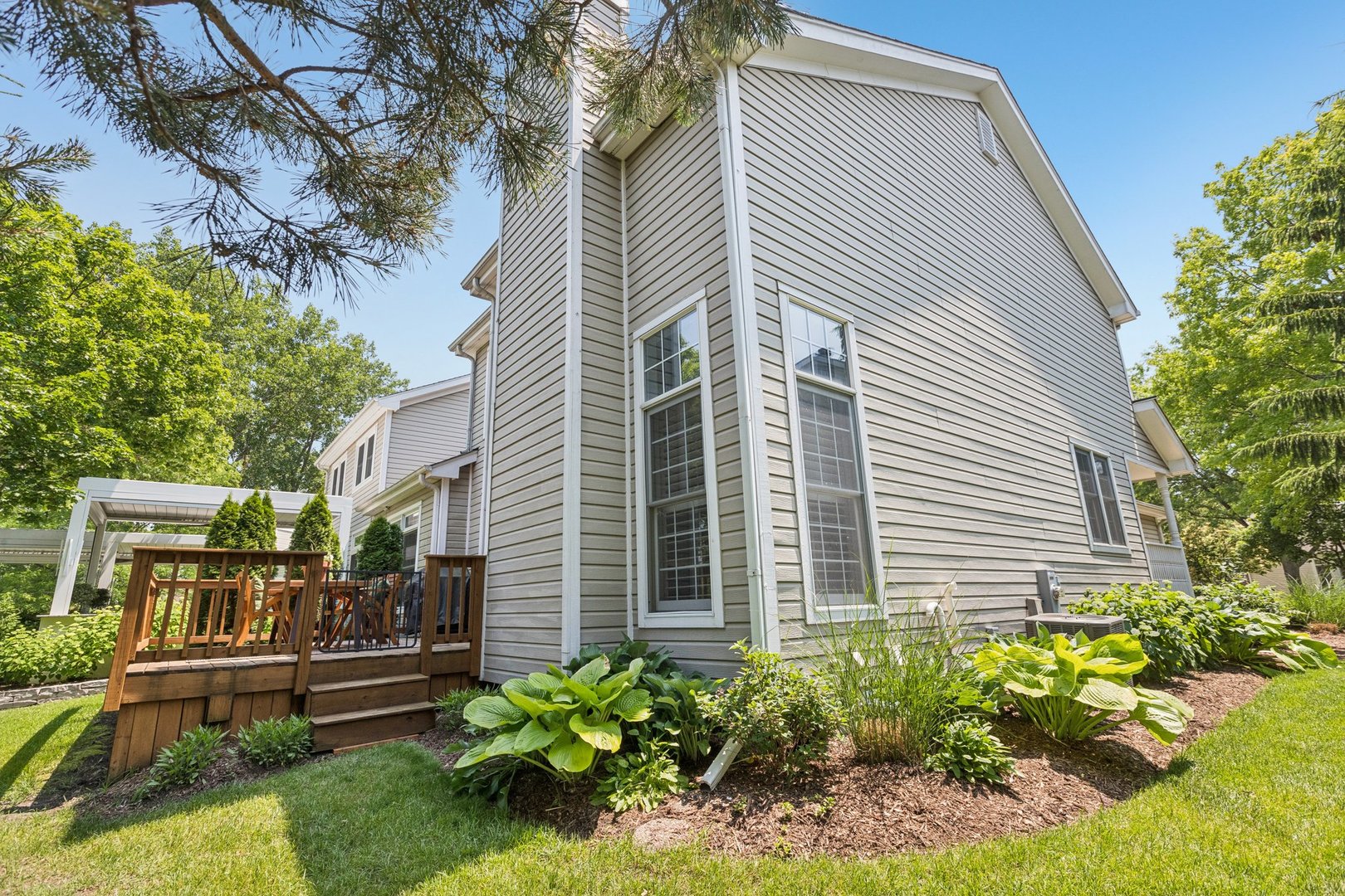1714 Waverly Circle