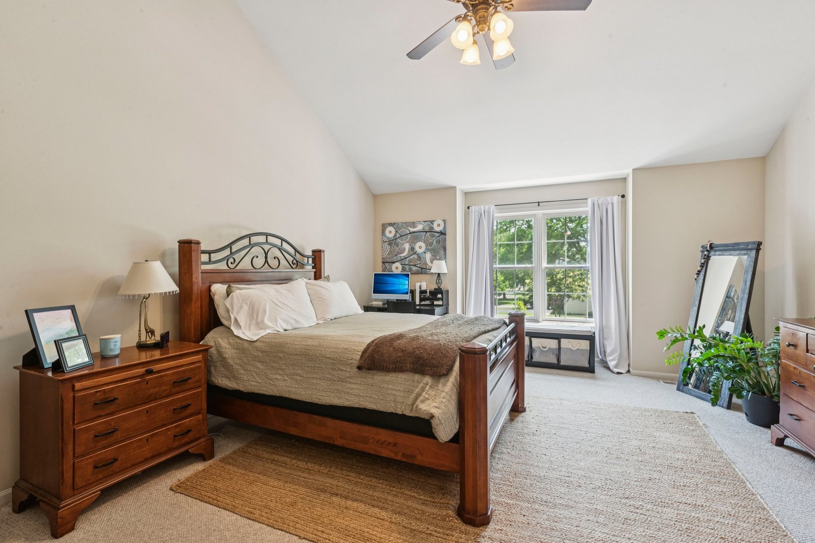 1714 Waverly Circle