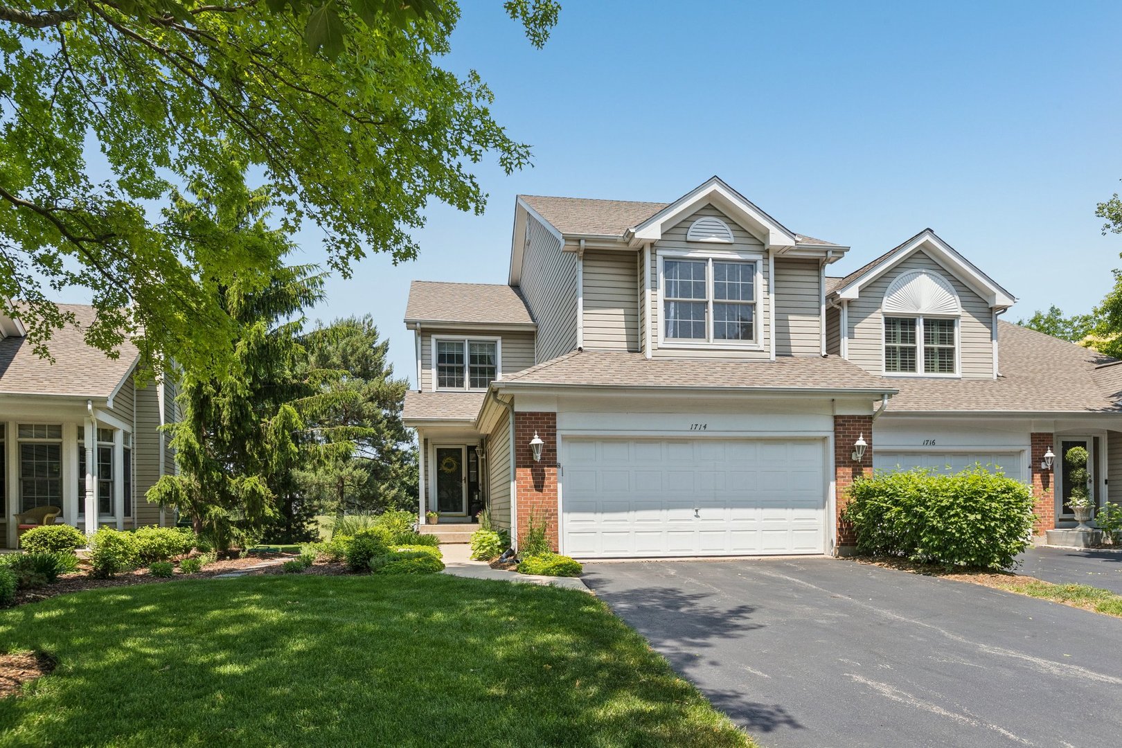 1714 Waverly Circle