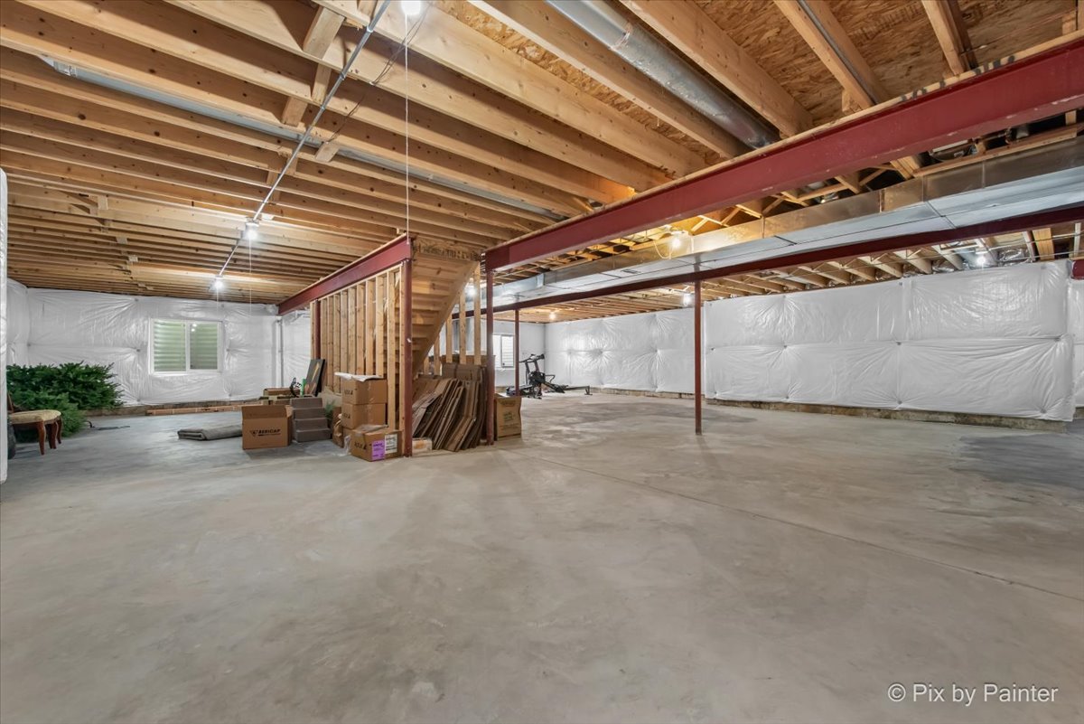 1075 Redbud Lane