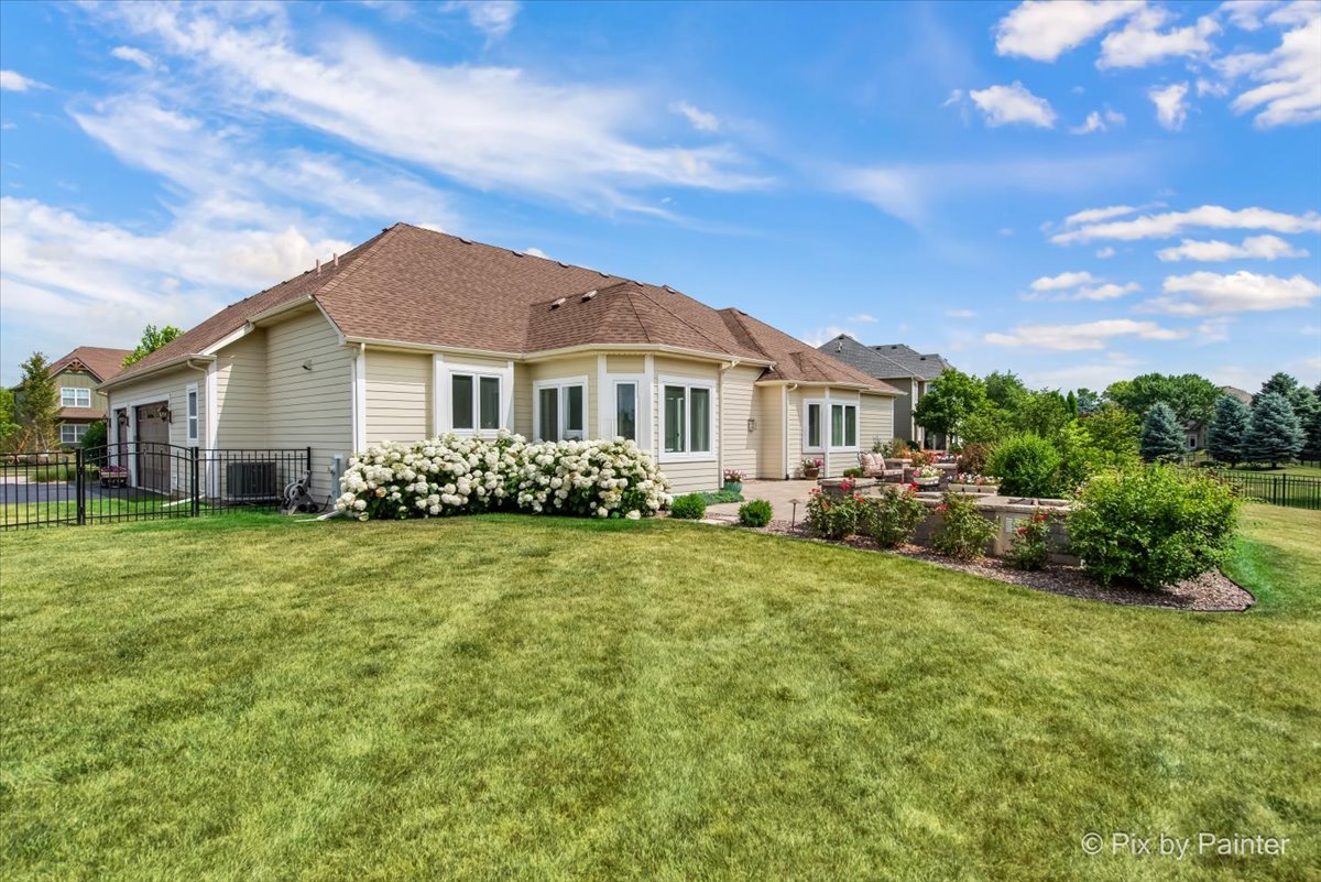 1075 Redbud Lane