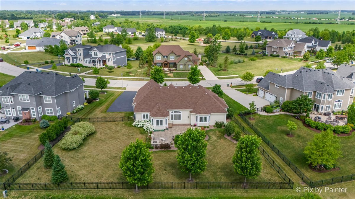 1075 Redbud Lane