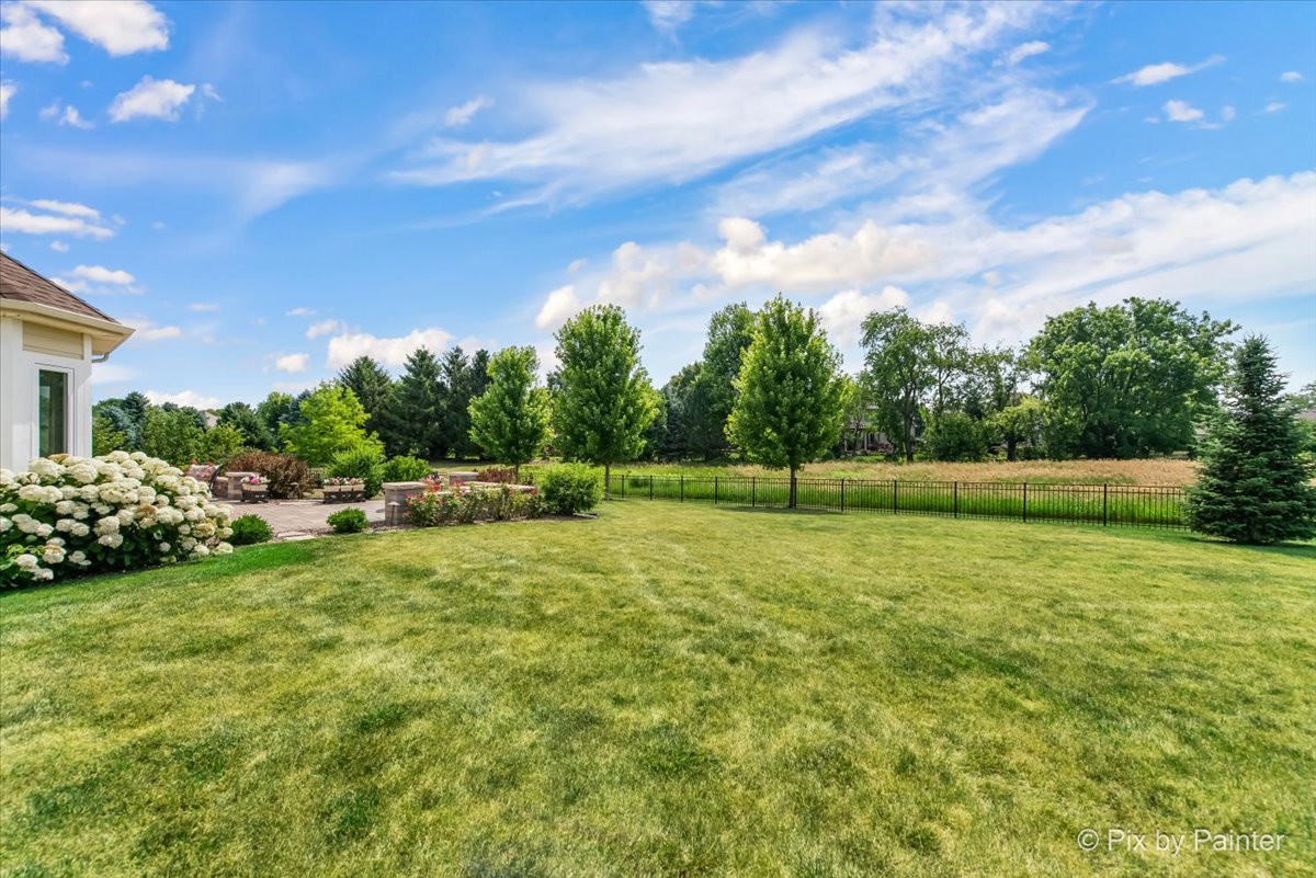 1075 Redbud Lane