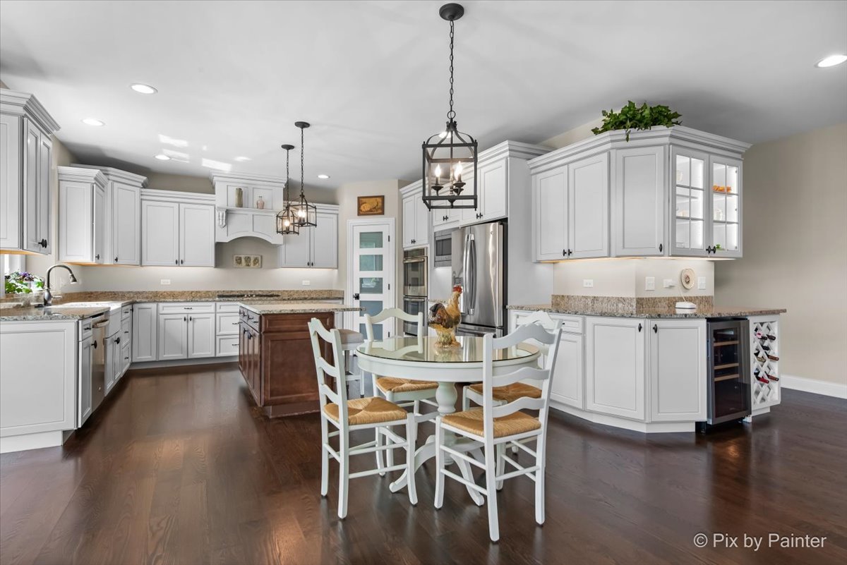 1075 Redbud Lane