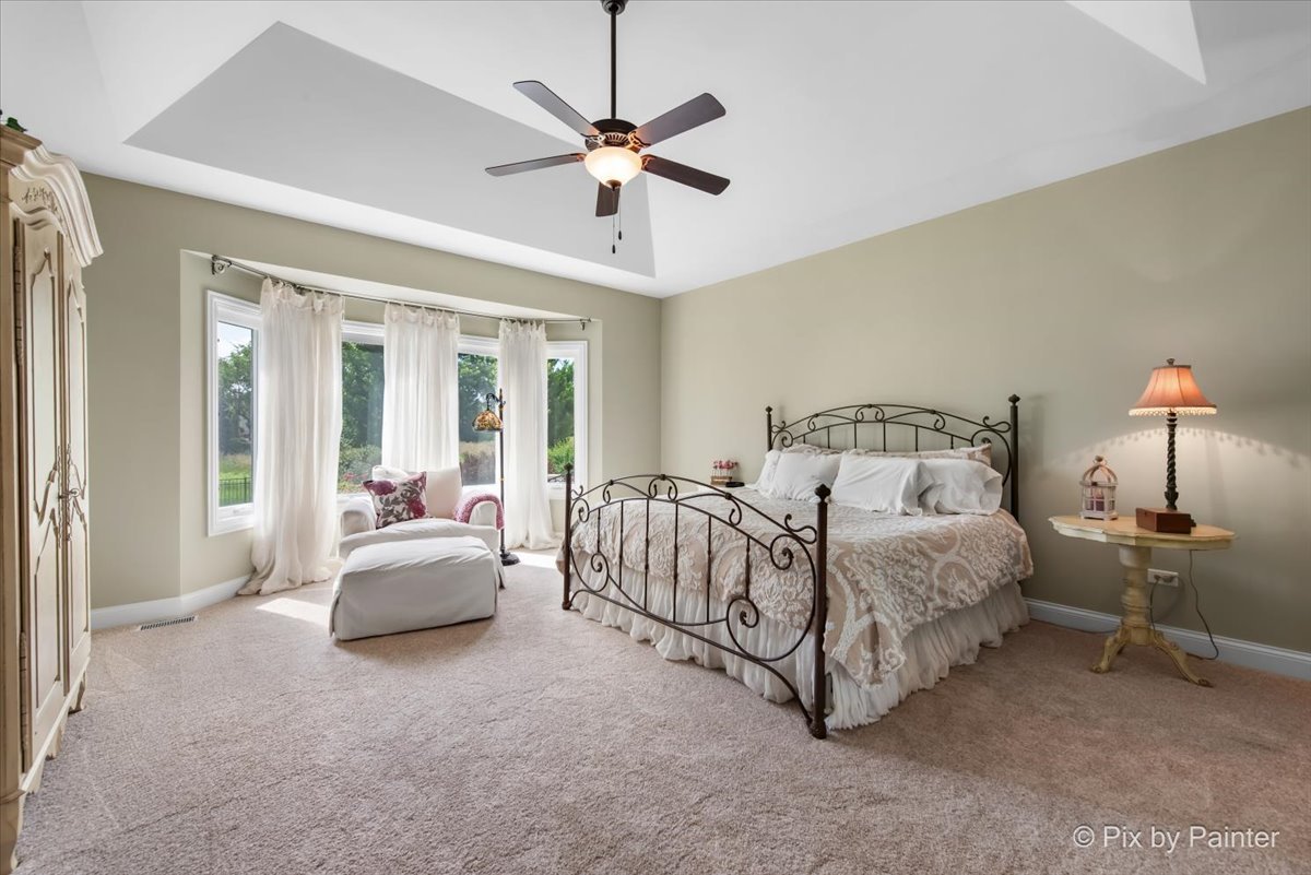 1075 Redbud Lane