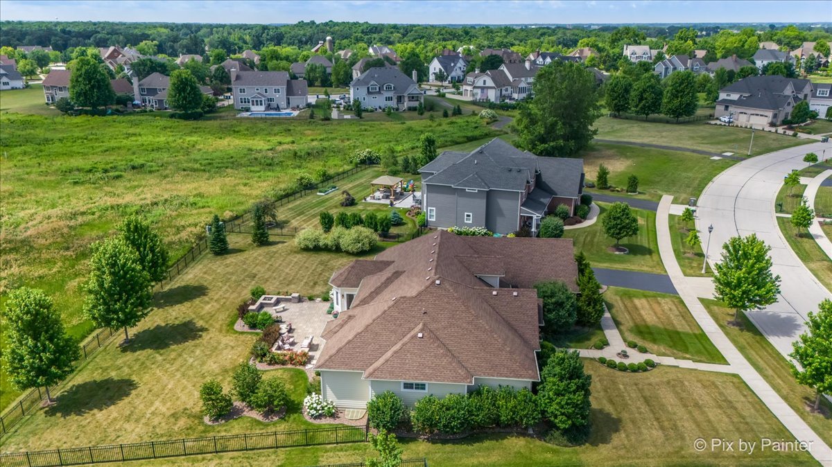 1075 Redbud Lane