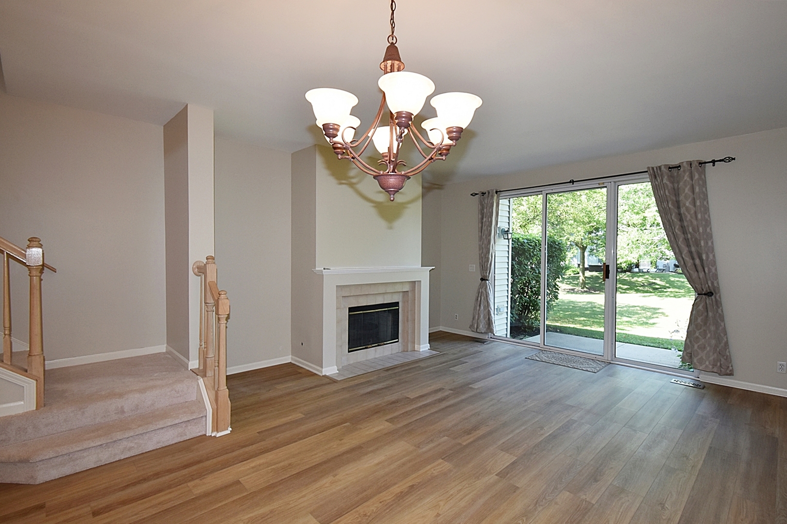 1815 Moore Court