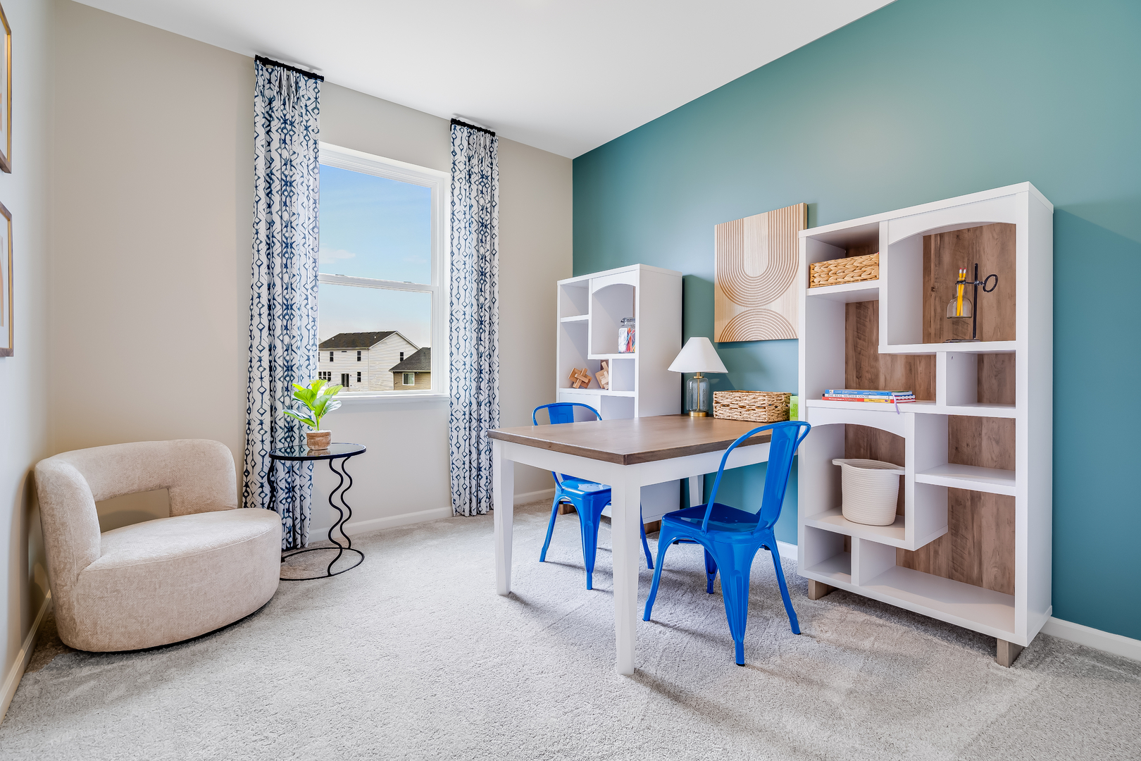 827 W. Hampshire Drive