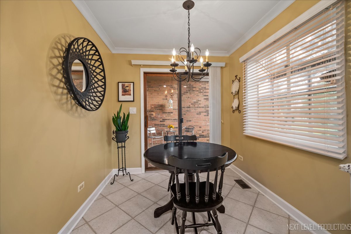 977 West Court Unit: A