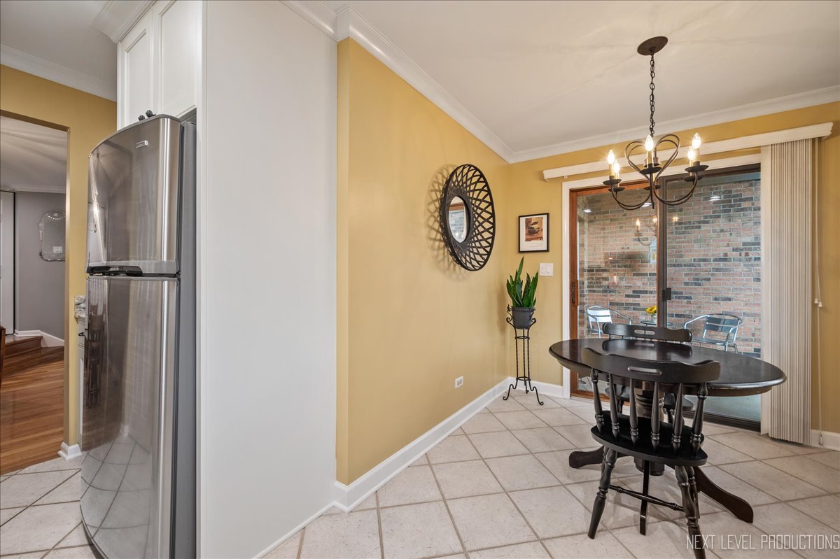 977 West Court Unit: A