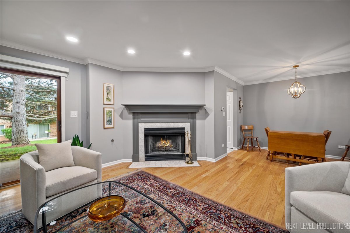 977 West Court Unit: A