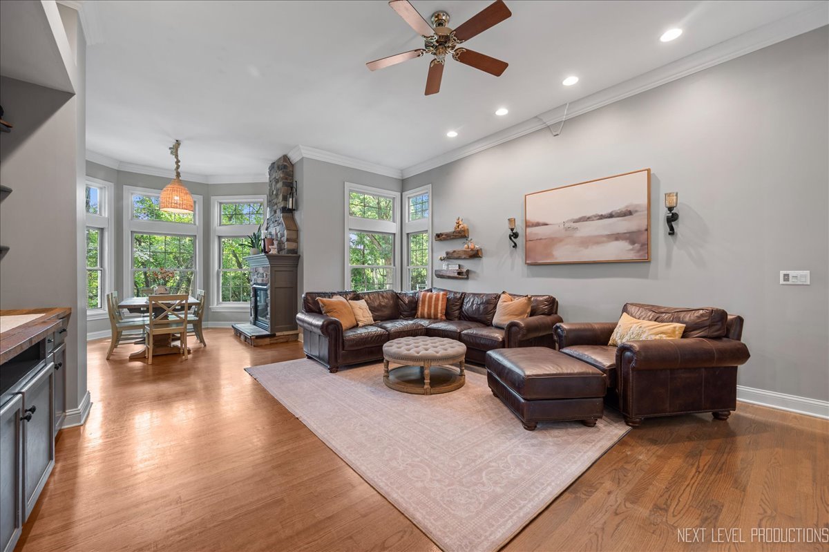 15N022 Brier Hill Road