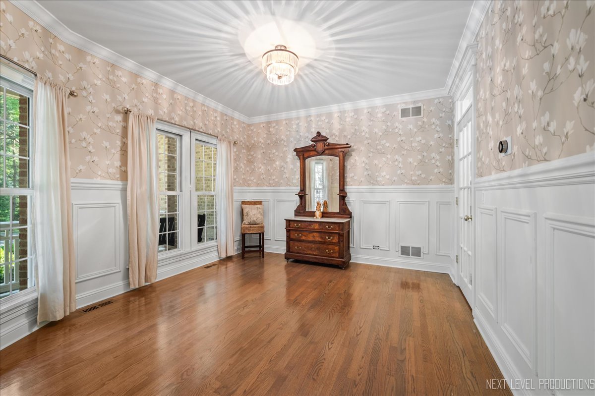 15N022 Brier Hill Road