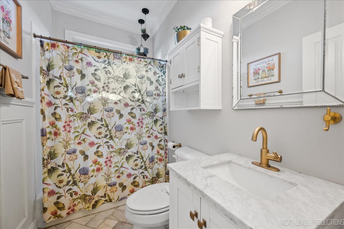 15N022 Brier Hill Road