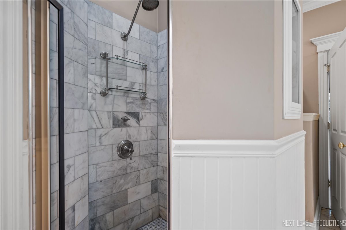 15N022 Brier Hill Road