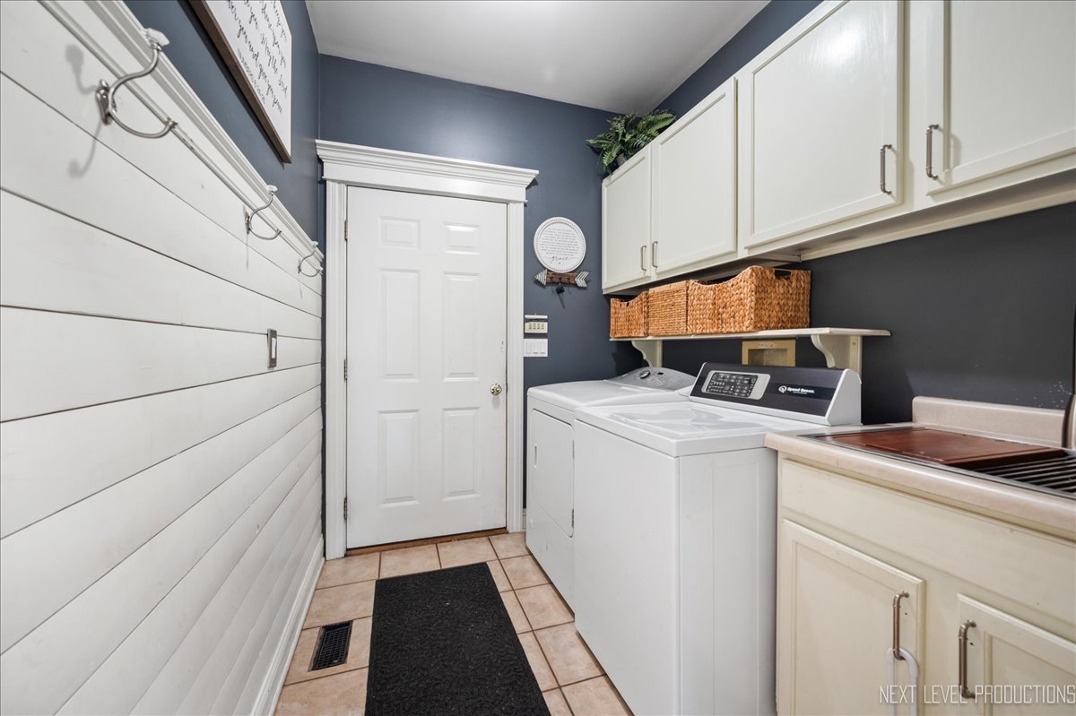 15N022 Brier Hill Road