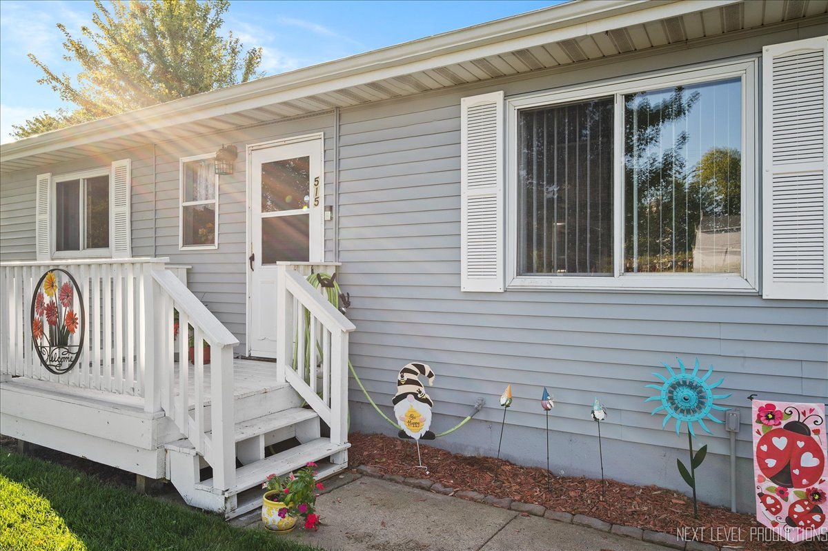 515 W Comanche Avenue