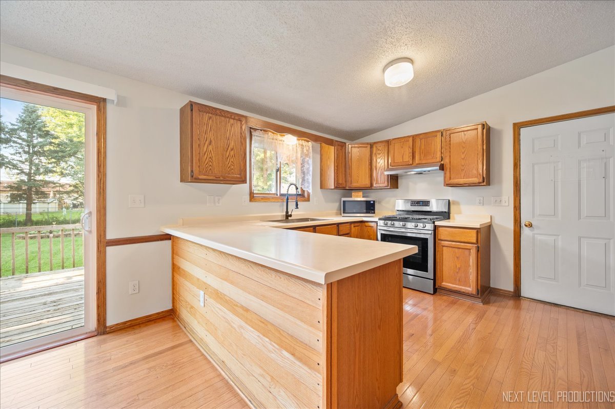 515 W Comanche Avenue