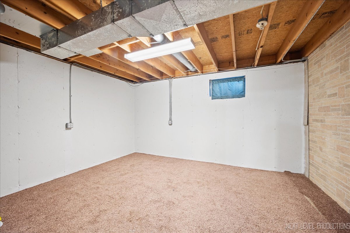 515 W Comanche Avenue