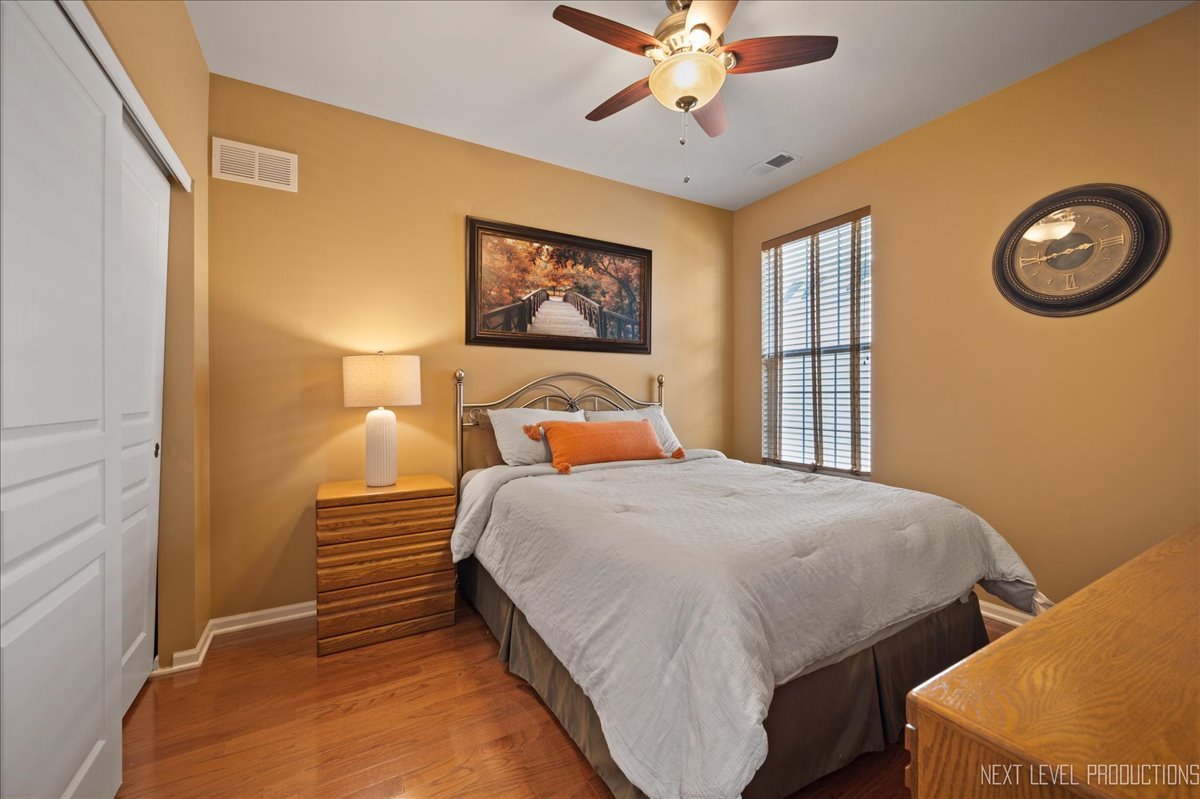 2802 Edgewater Drive