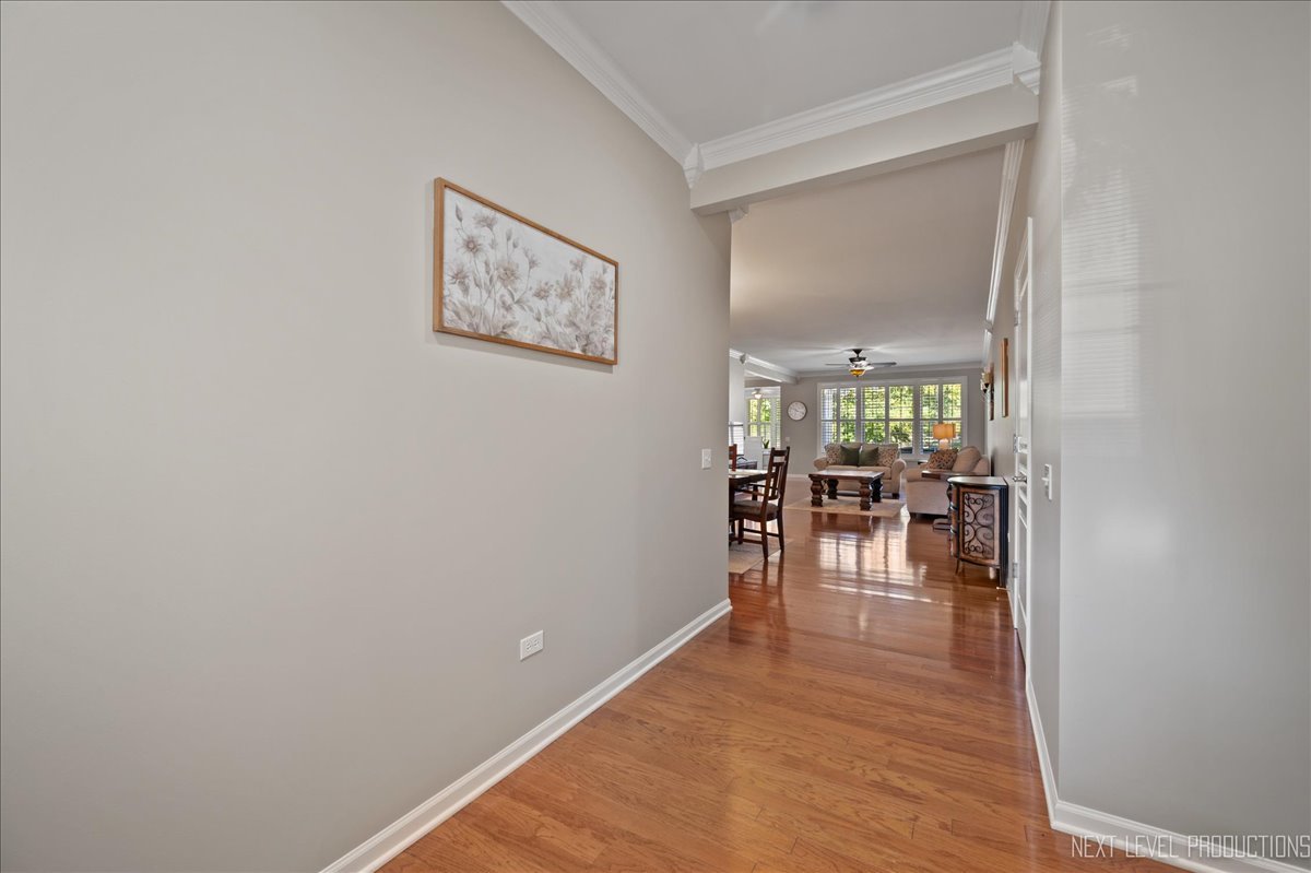 2802 Edgewater Drive