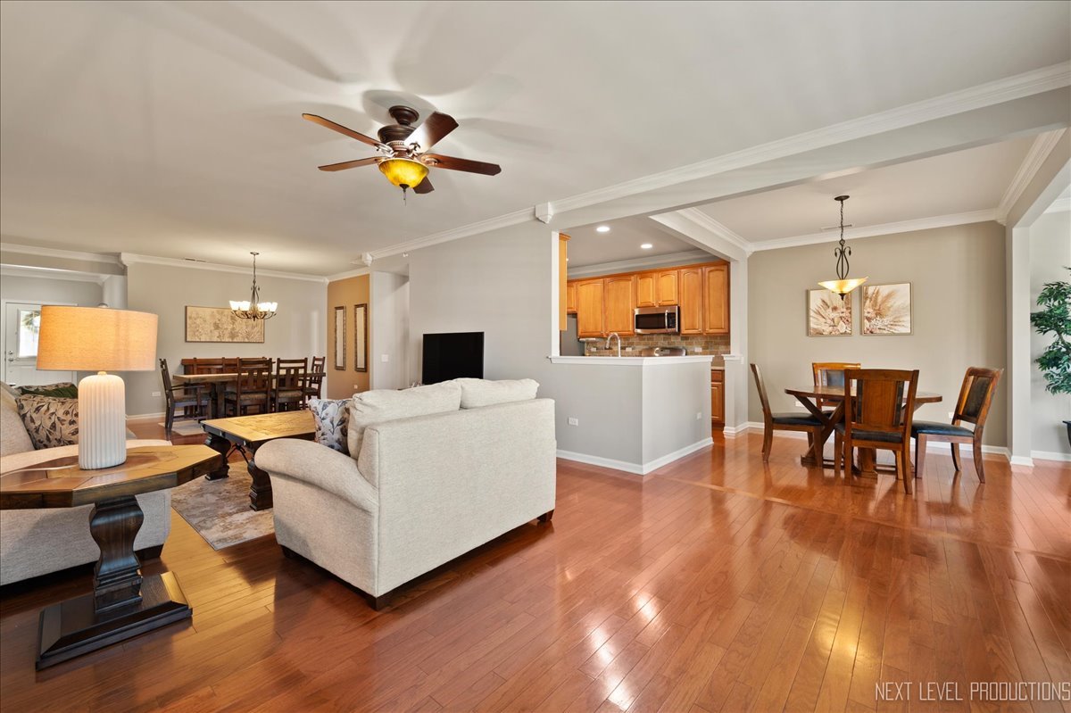 2802 Edgewater Drive