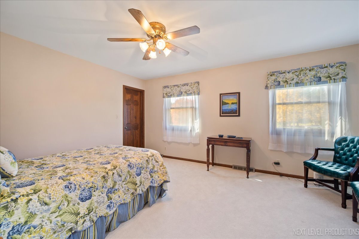 39W955 Deer Run Drive