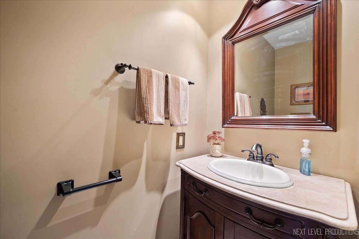 39W955 Deer Run Drive