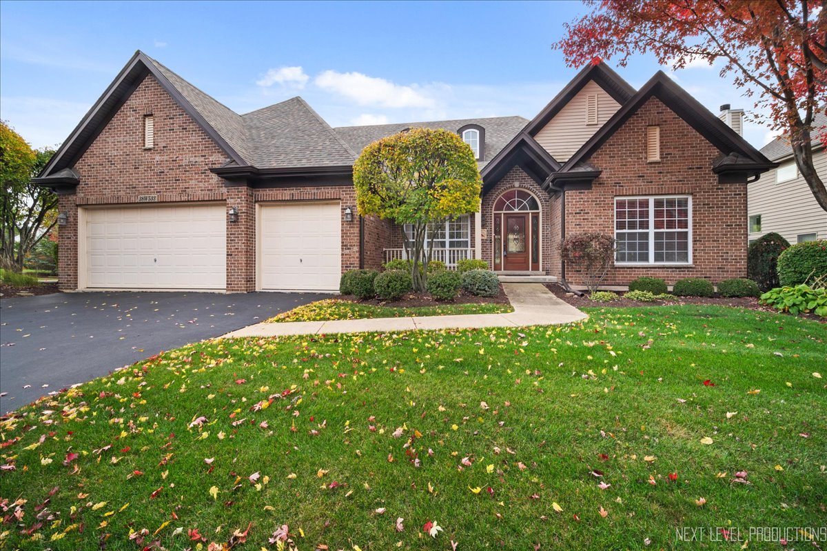 38W533 BERQUIST Drive