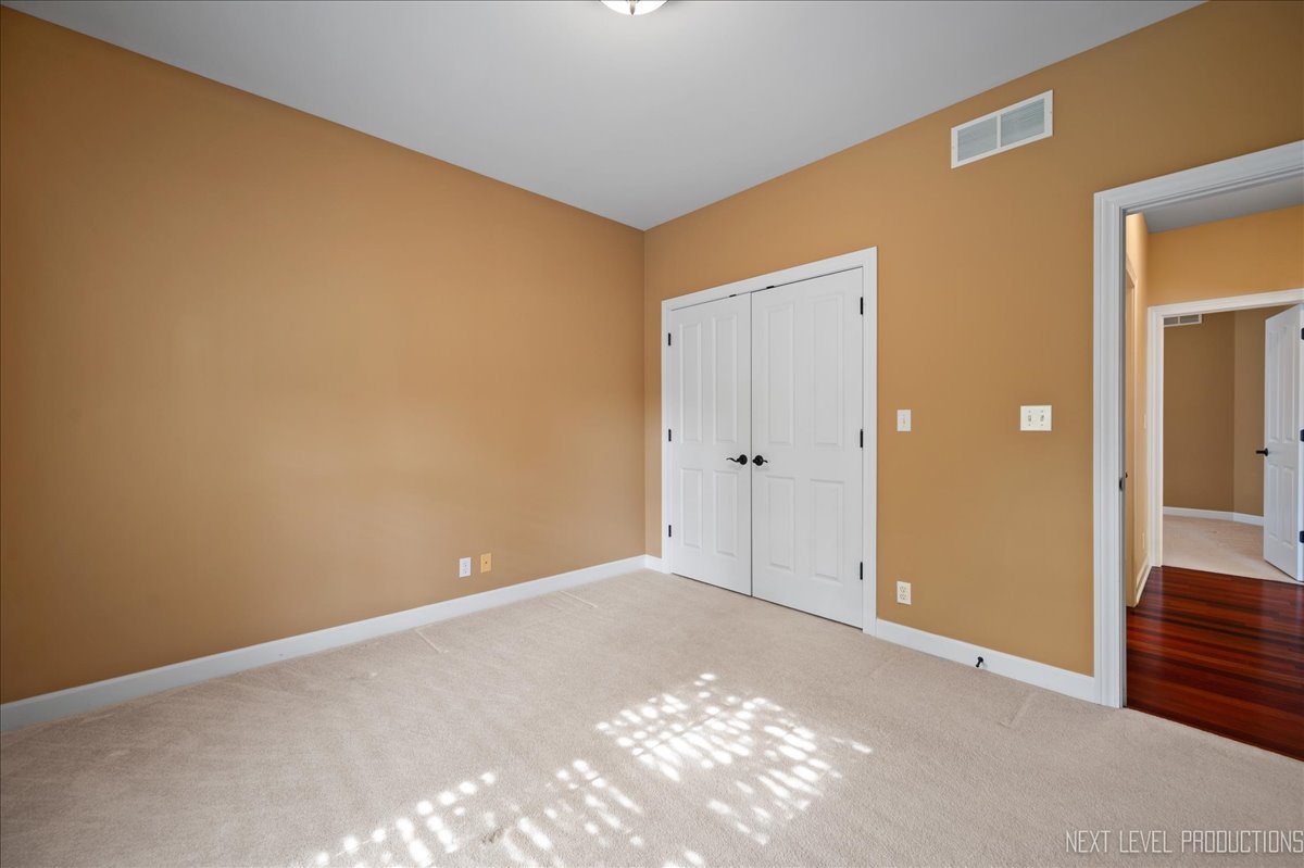 38W533 BERQUIST Drive