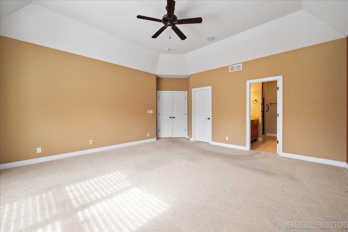 38W533 BERQUIST Drive