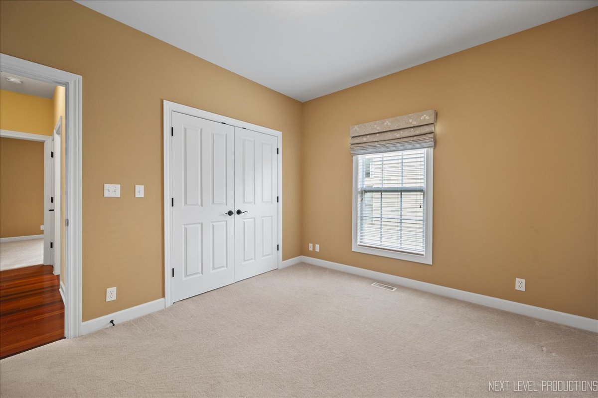 38W533 BERQUIST Drive