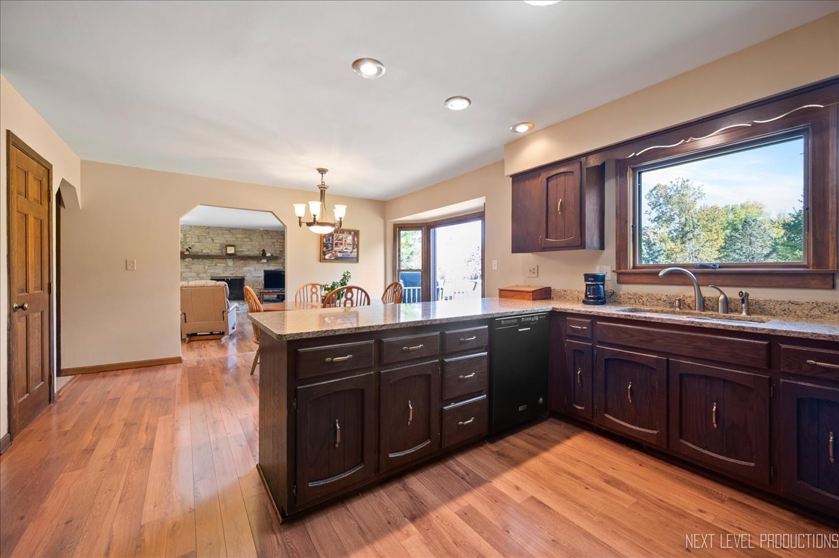 39W955 Deer Run Drive