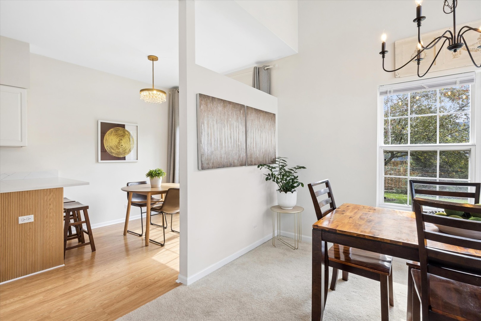121 S Barton Trail