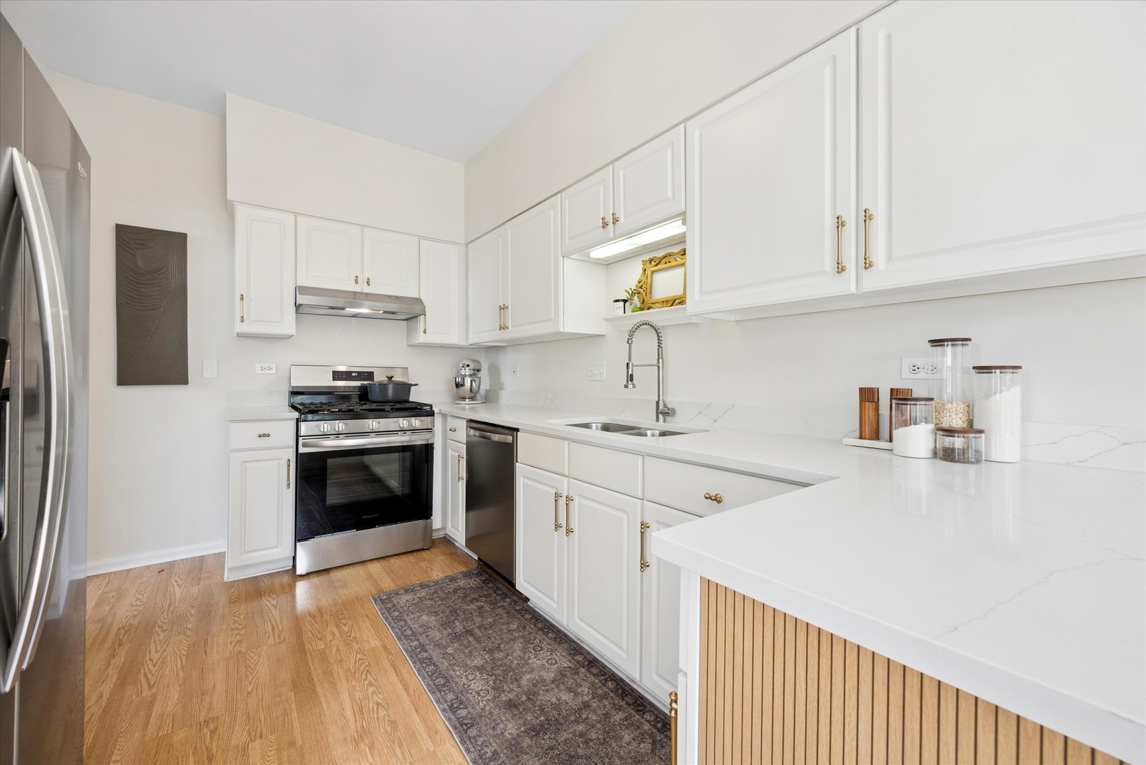 121 S Barton Trail