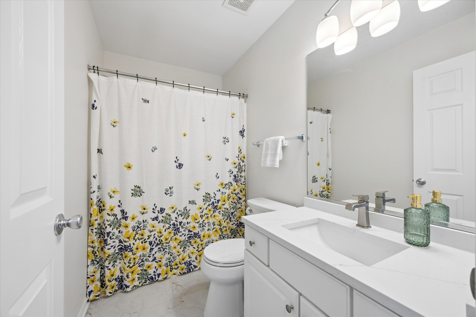 121 S Barton Trail