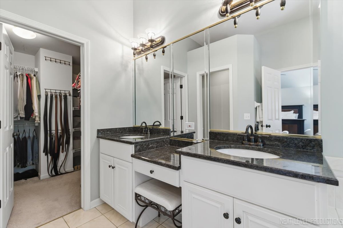 990 Pinecrest Drive