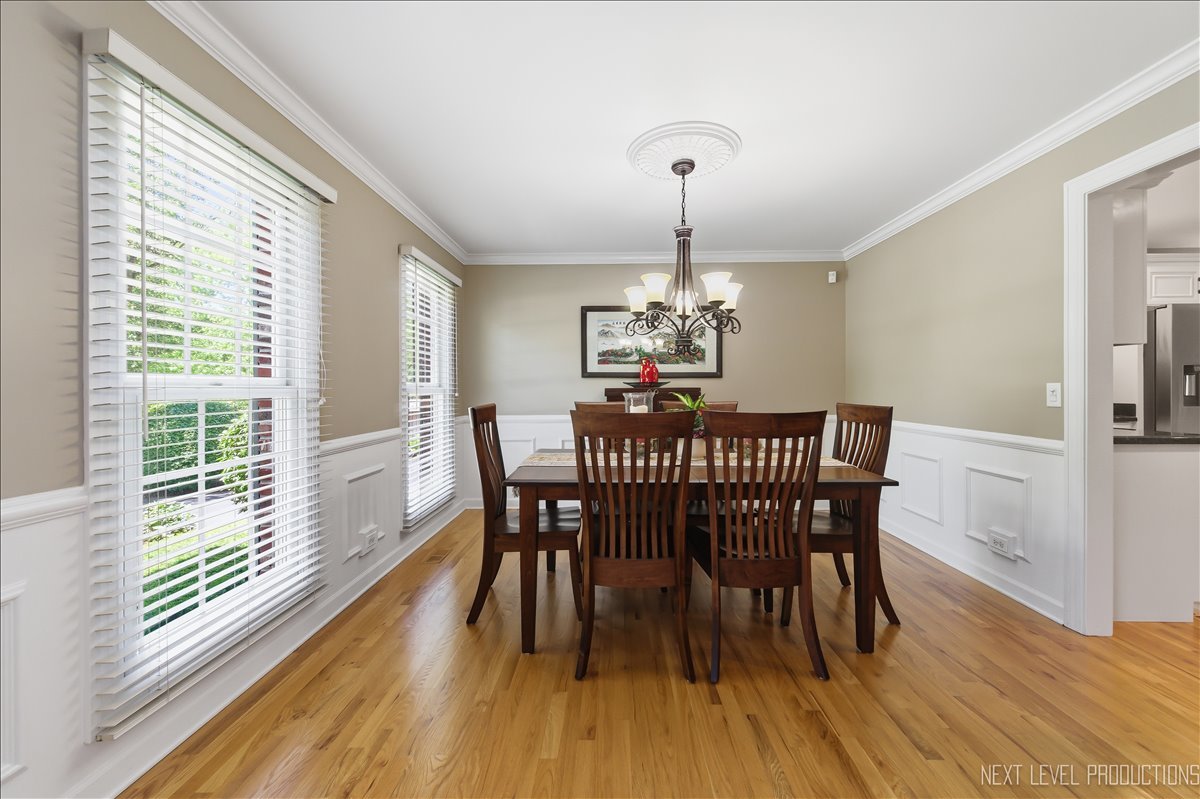990 Pinecrest Drive