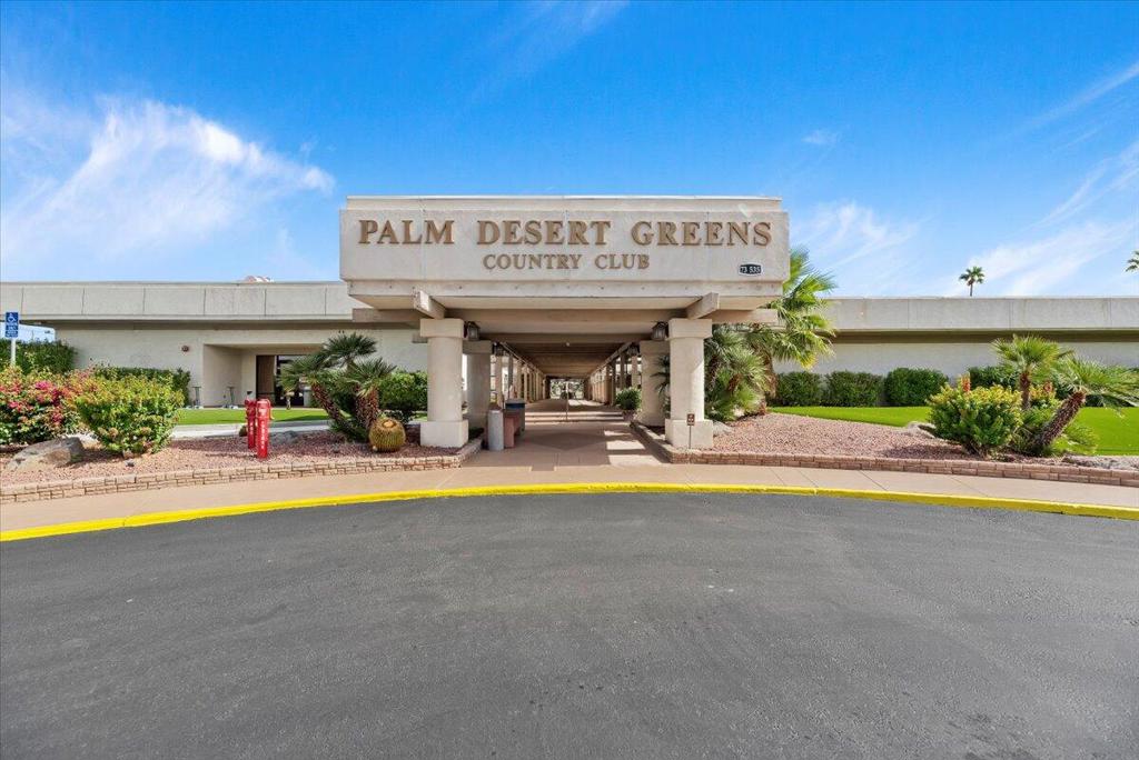 73192 Palm Greens Parkway