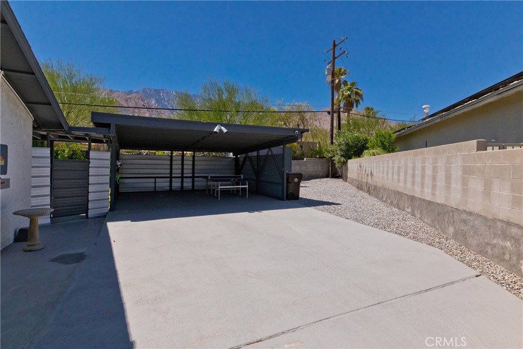 2775 N Junipero Avenue