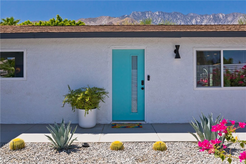 2775 N Junipero Avenue