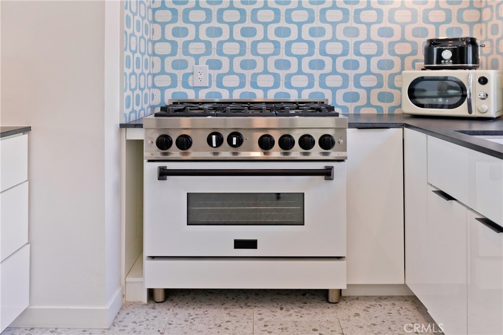 2775 N Junipero Avenue