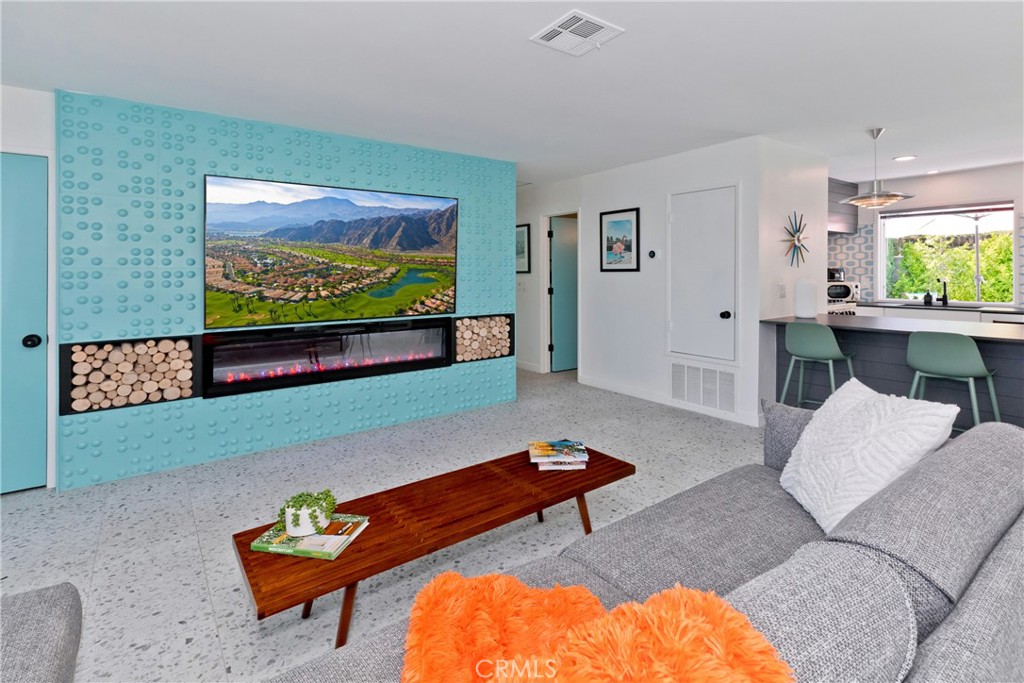 2775 N Junipero Avenue