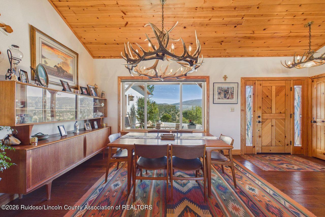 185 Fort Lone Tree Road