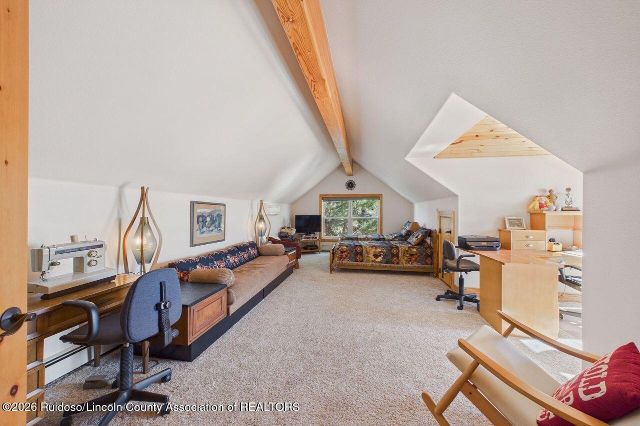 185 Fort Lone Tree Road