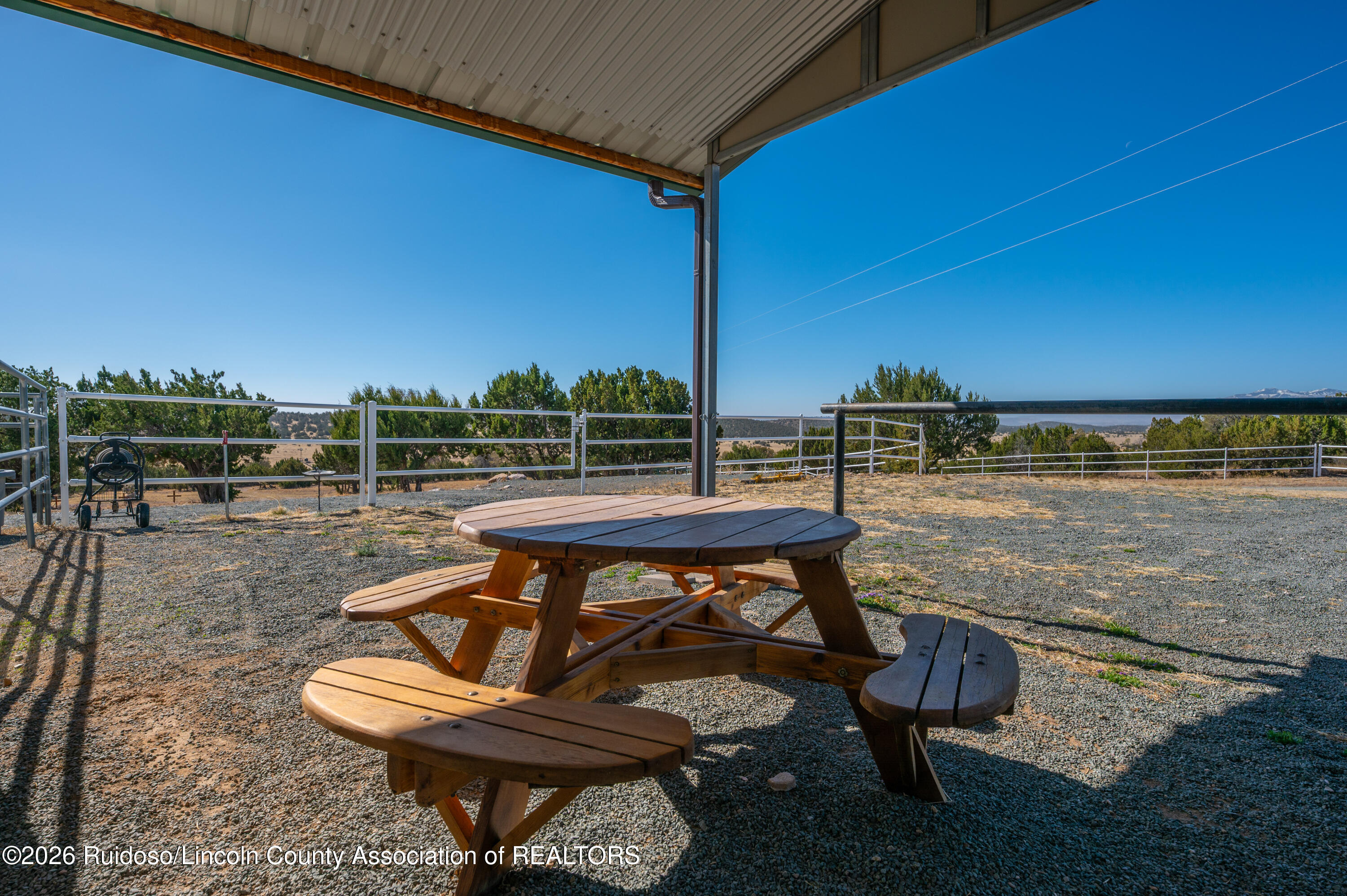 185 Fort Lone Tree Road